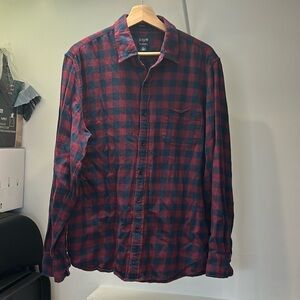 3/$30 - J Crew Factory Classic Flannel Large 100% cotton Navy and Burgundy